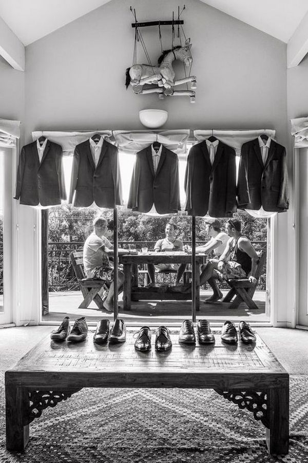 funny groomsmen wedding photo ideas 13