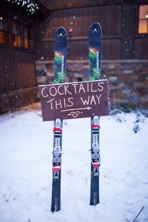 Ski wedding arrow signage
