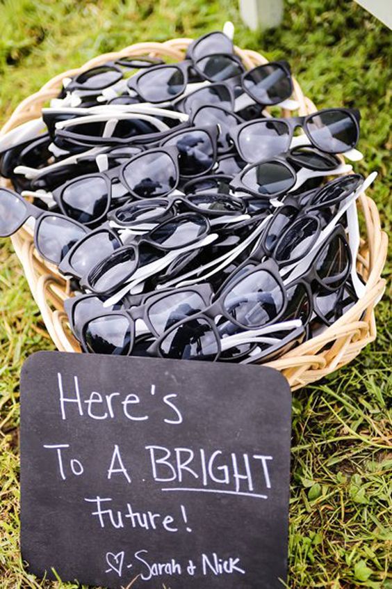 Sunglasses wedding favors