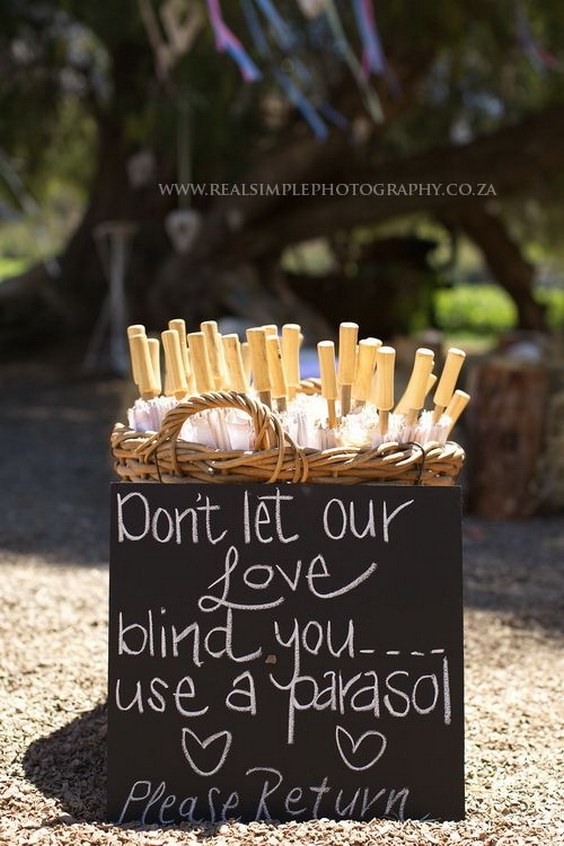 Top 14 Awesome Tips For An Outdoor Wedding 16 Wedding Parasols wedding favors