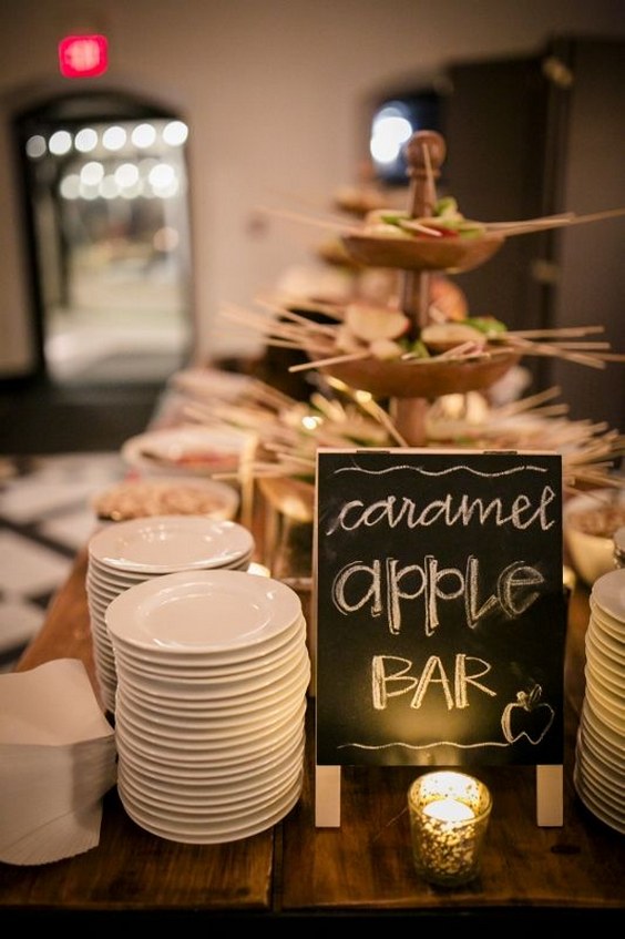 apple pie bar for fall winter wedding