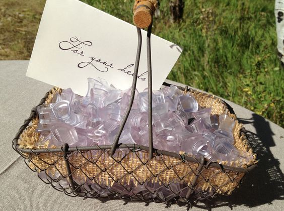 Top 14 Awesome Tips For An Outdoor Wedding 8 rubber heel protectors