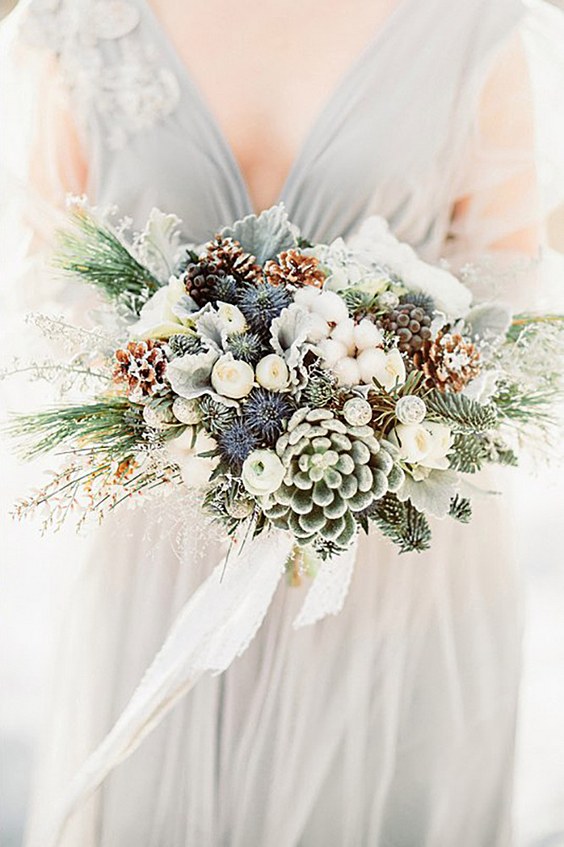 winter wedding bouquet