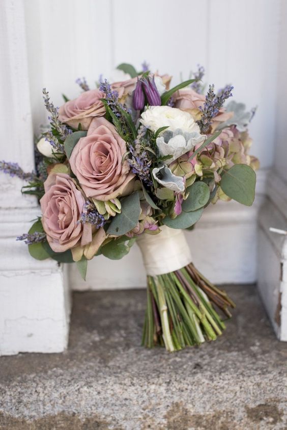 Dusty rose wedding bouquets 5