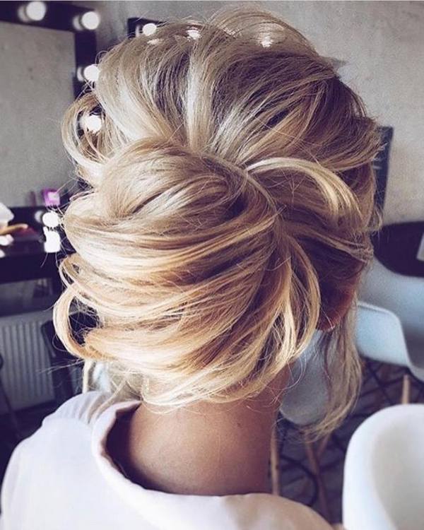 Ulyana Aster Long Wedding Hairstyles 