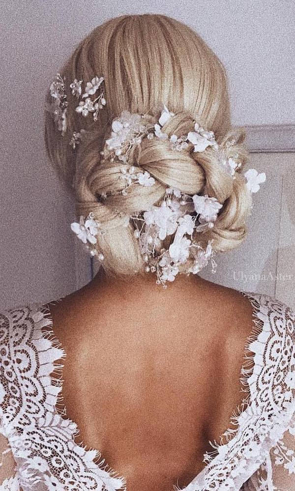 Ulyana Aster Long Wedding Hairstyles 