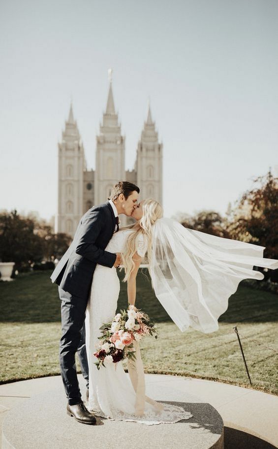 Wedding Kiss Photos 