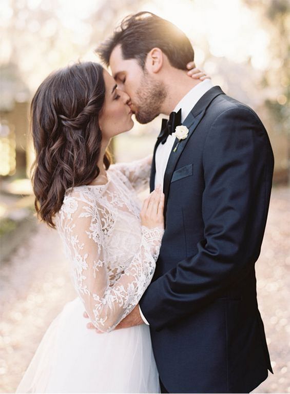 20 Most Epic Wedding Kiss Photos Of All Time Dpf 