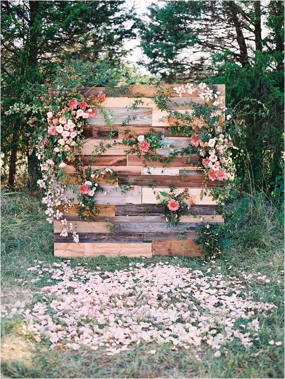 rustic country wedding ceremony backdrop and focal point