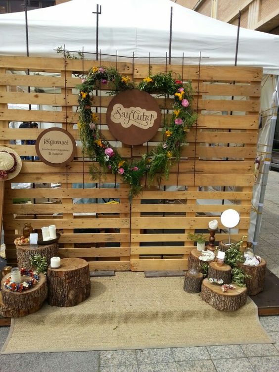 rustic country wedding photobooth backdrop