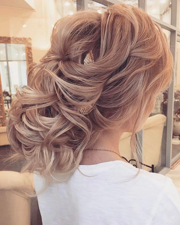 Long wedding updos and hairstyles from Elstile 