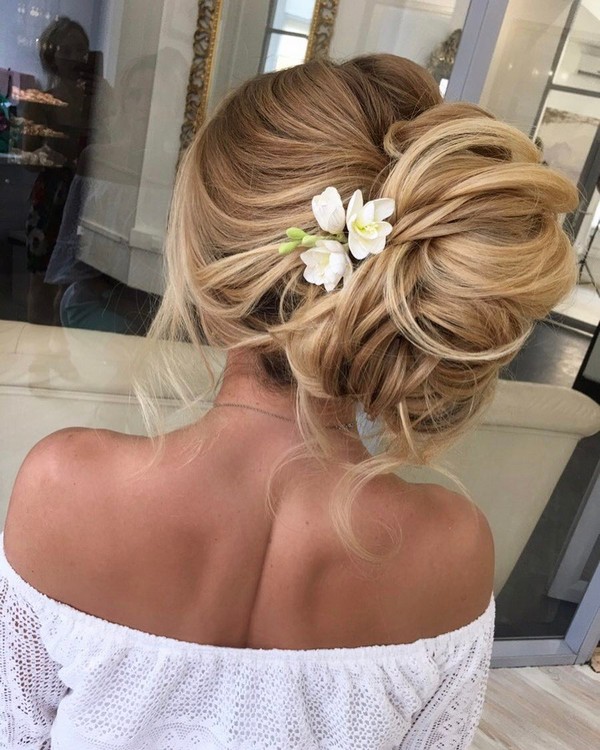 Long wedding updos and hairstyles from Elstile 