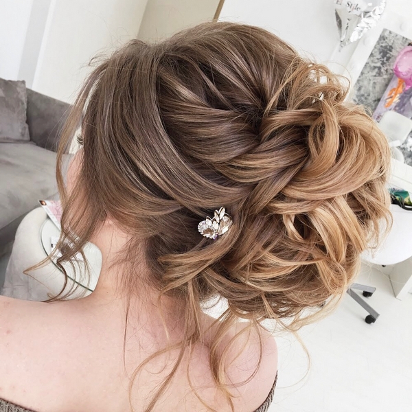 Long wedding updos and hairstyles from Elstile