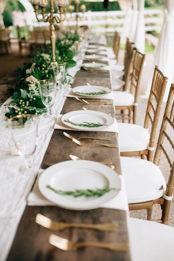 Greenery Wedding Place Setting Ideas