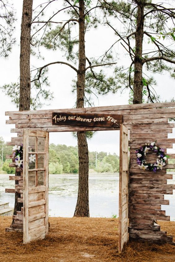 rustic country old door wedding entrance