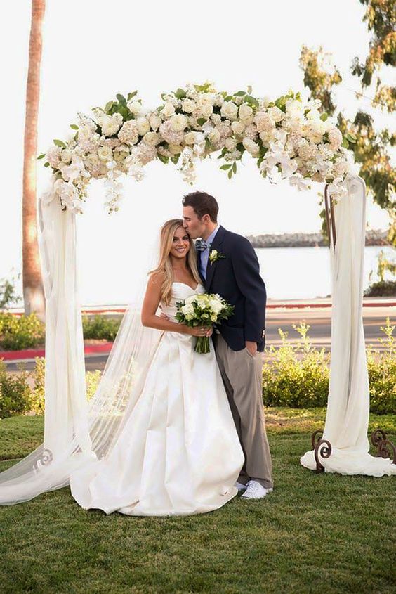 white floral wedding arch decoration ideas