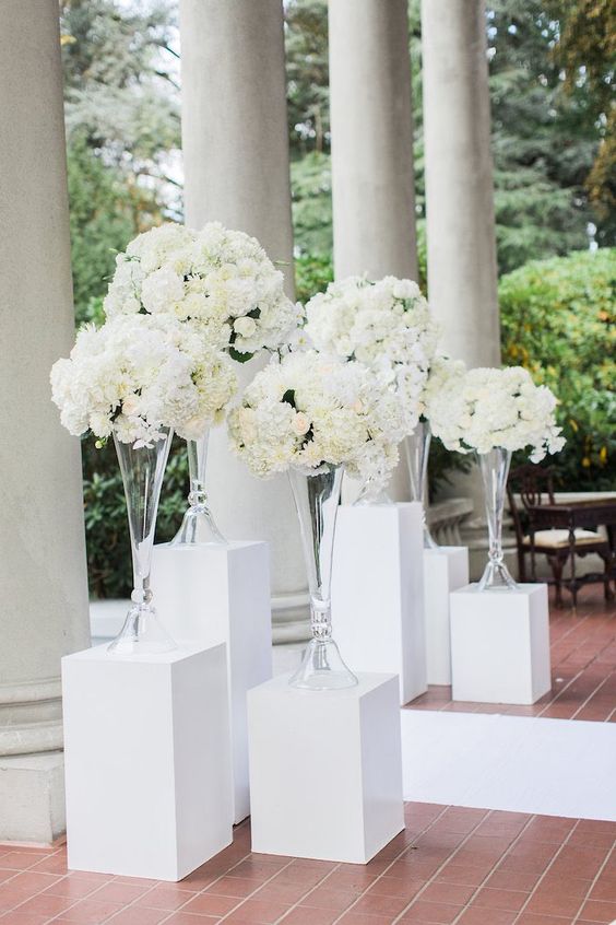white hydrangea wedding ceremony idea