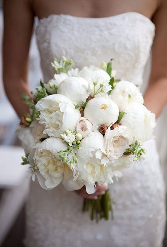 white peony wedding bouquets
