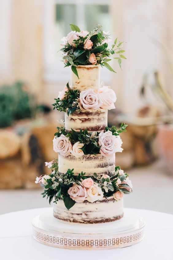 Greenery wedding cake idea