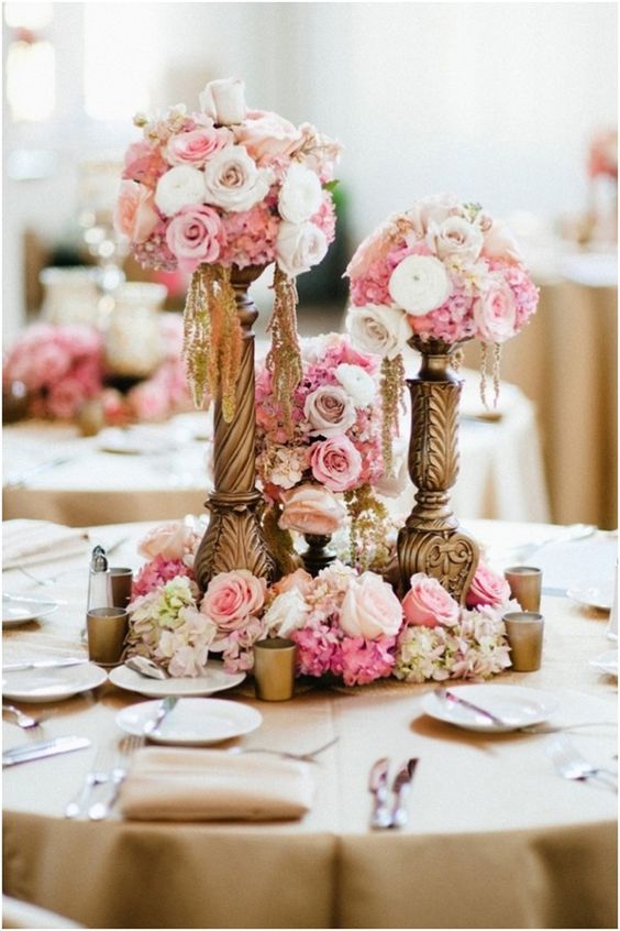 Barroc inspired pinks and golds wedding centerpiece