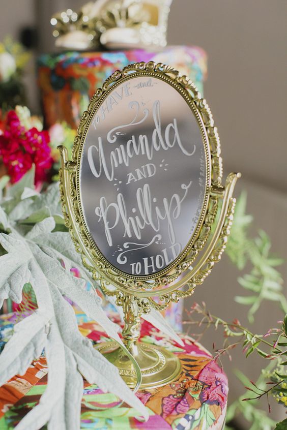 Calligraphy on mirror