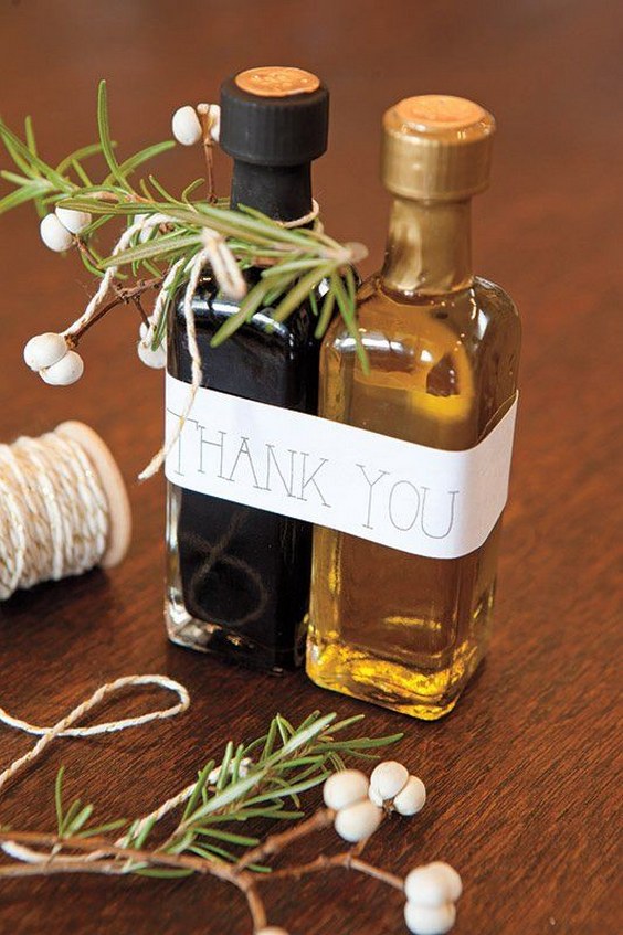 olive oil and balsamic vinegar wedding favors