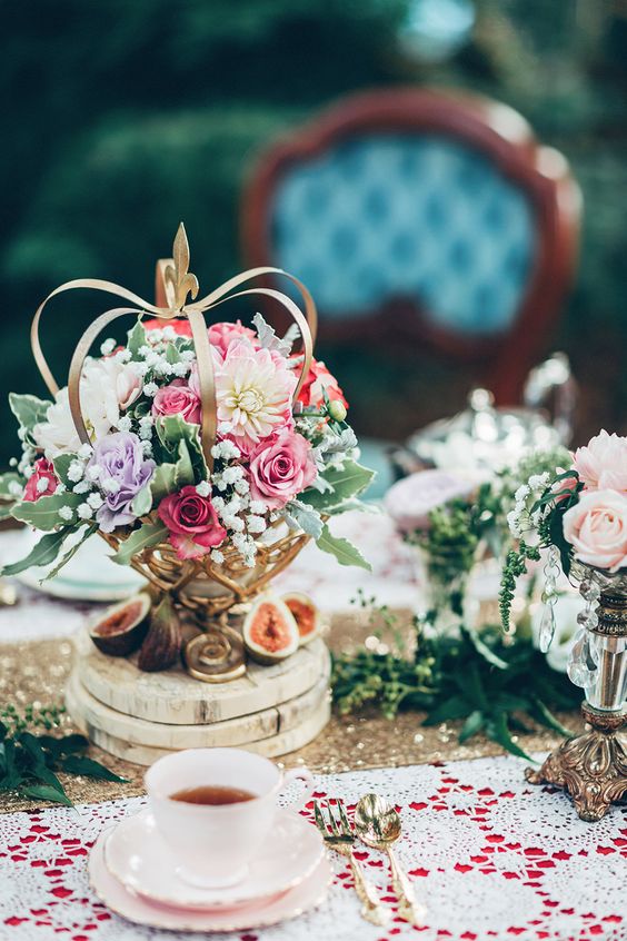 Alice in Wonderland Mad Hatter tea party inspired center piece