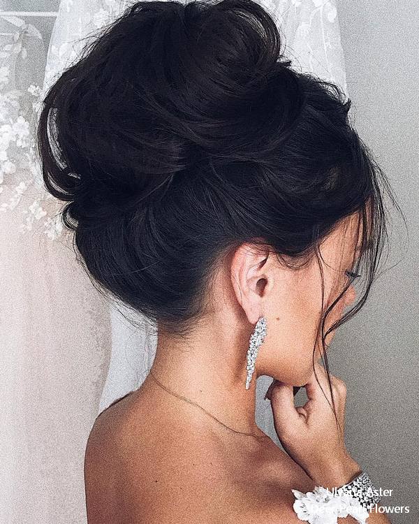 Ulyana Aster Long Bridal Hairstyles for Wedding