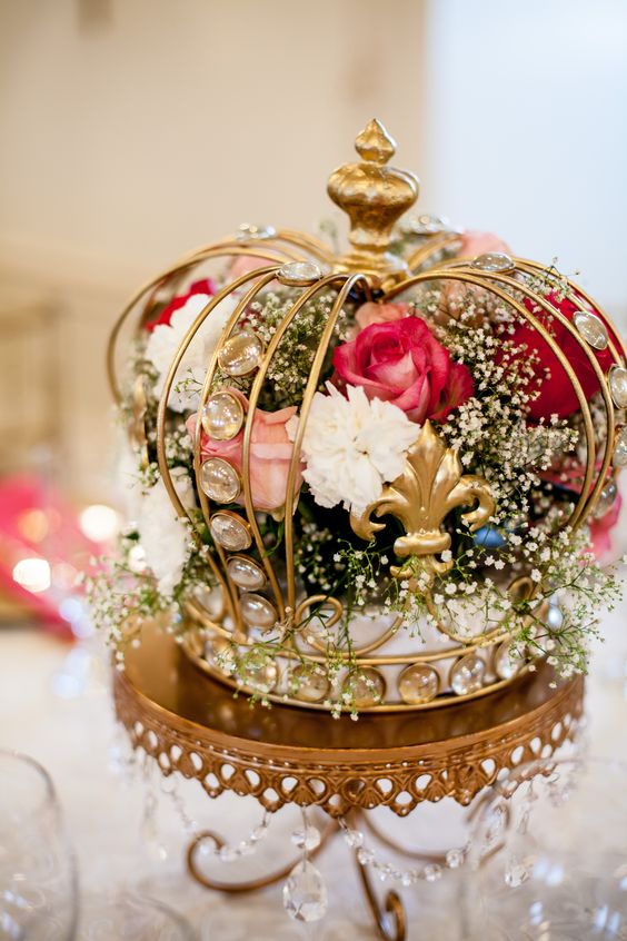 Wedding reception centerpiece idea. Floral Crown centerpiece