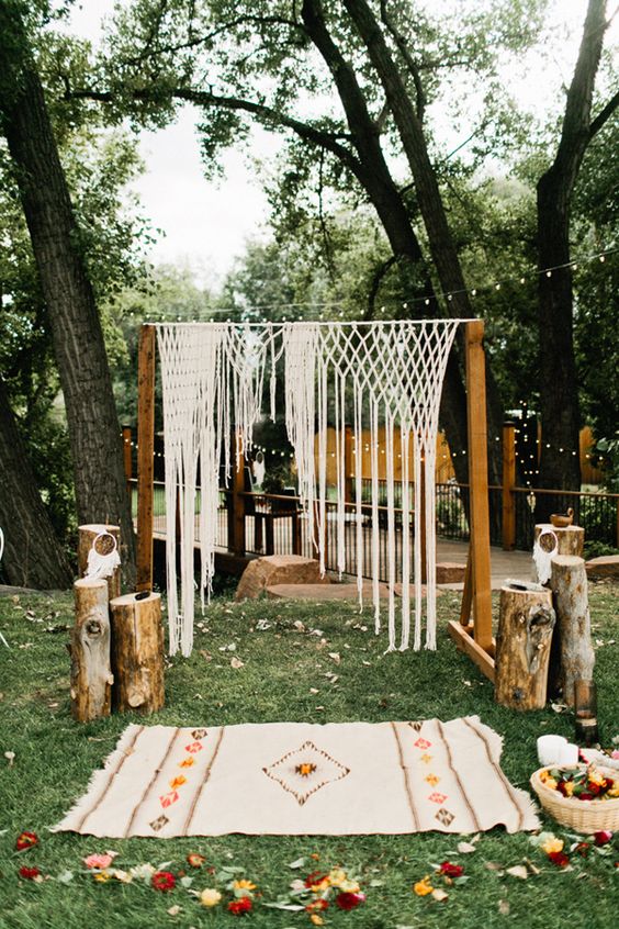 bohemian macrame ceremony backdrop