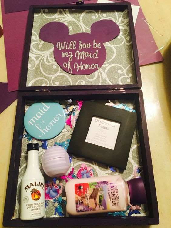 Maid of honor boxes