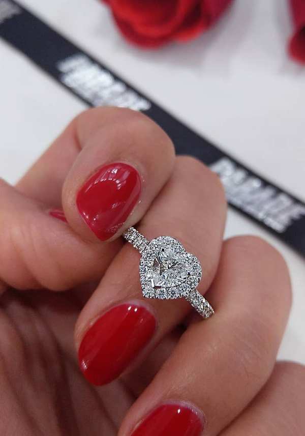 Paradejewellers diamond engagement rings