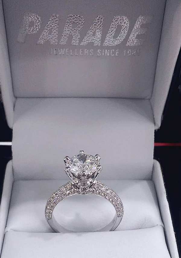 Paradejewellers diamond engagement rings