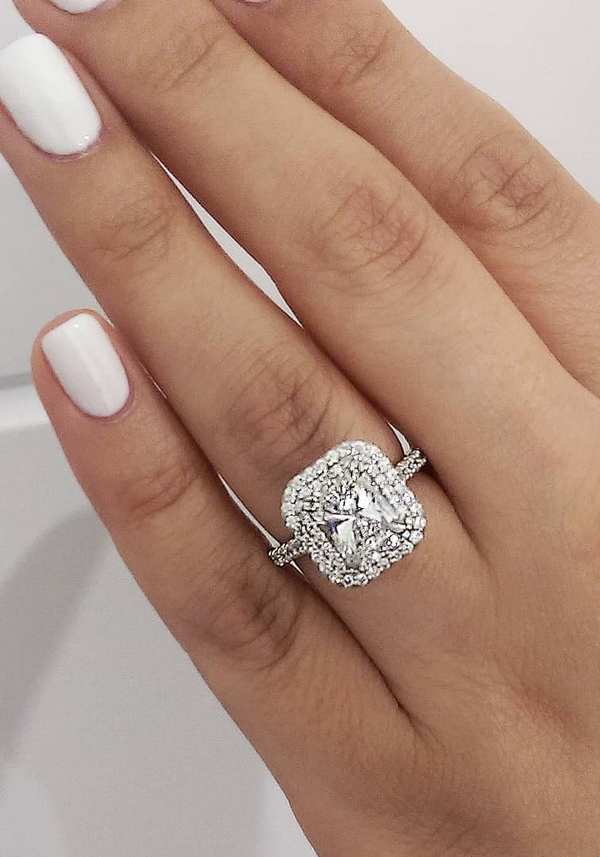 Paradejewellers diamond engagement rings