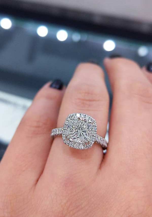 Paradejewellers diamond engagement rings