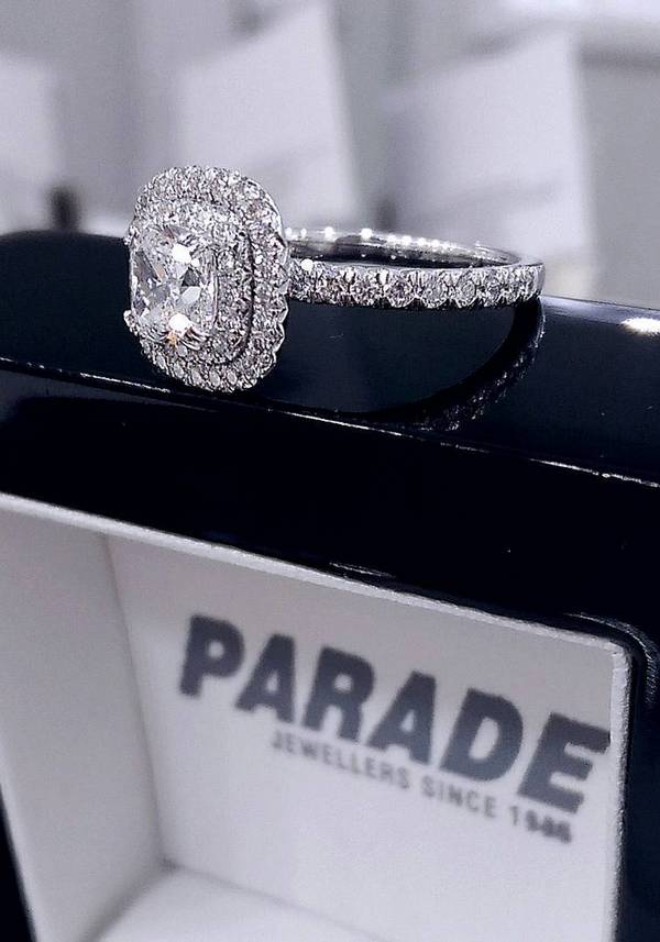 Paradejewellers diamond engagement rings