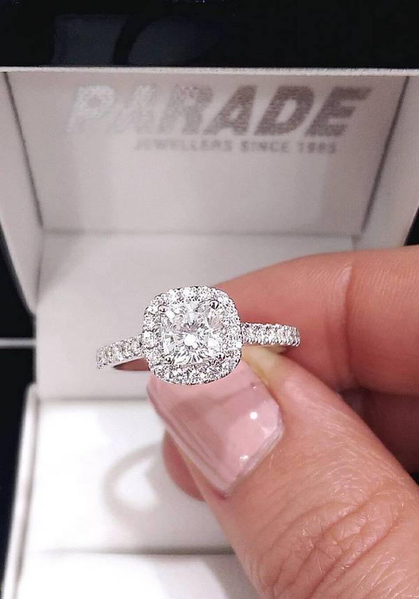 Paradejewellers diamond engagement rings