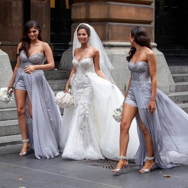 Wedding bridesmaids photo ideas