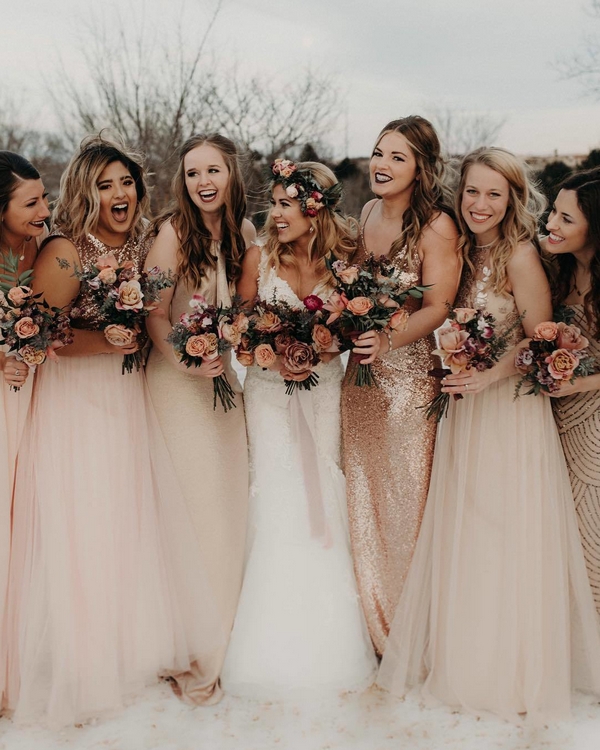 Wedding bridesmaids photo ideas