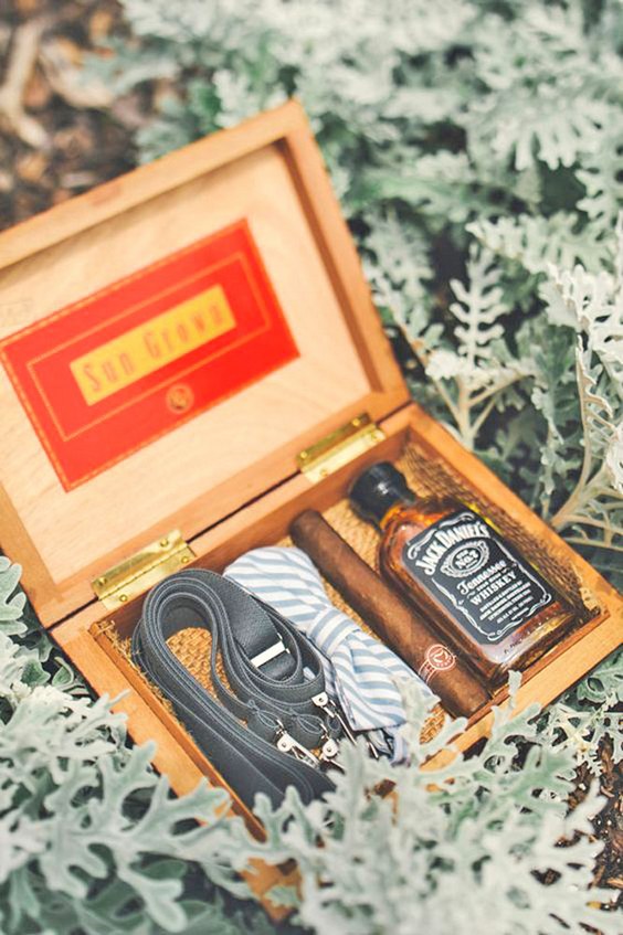 groomsmen proposal ideas