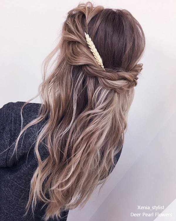 Half up half down wedding hairstyles from xenia_stylist