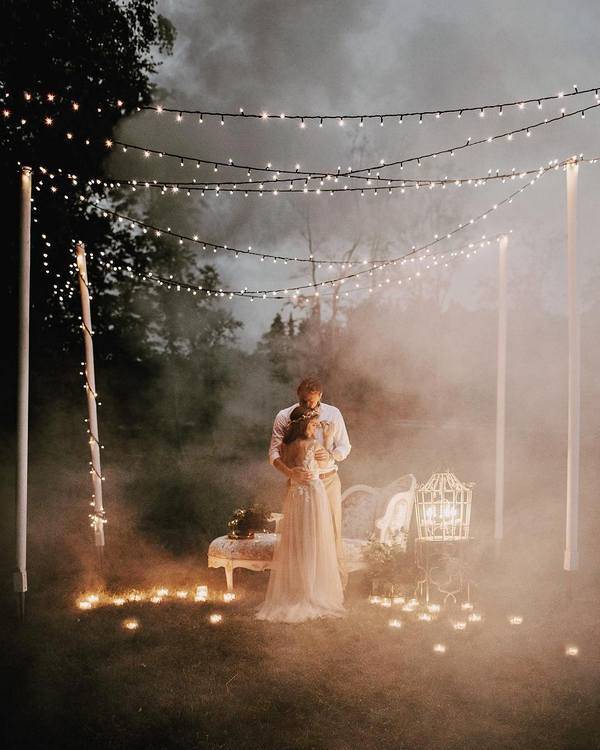 Romantic rustic country light wedding photo