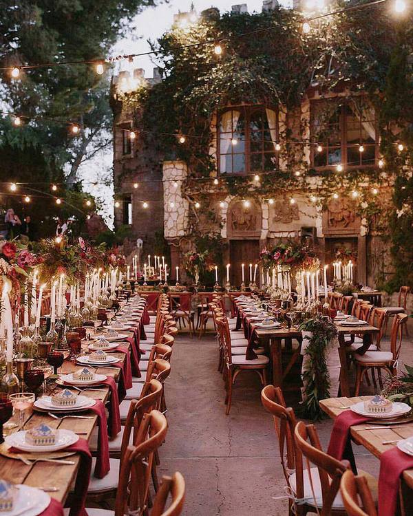 Romantic rustic country wedding lighting decor ideas