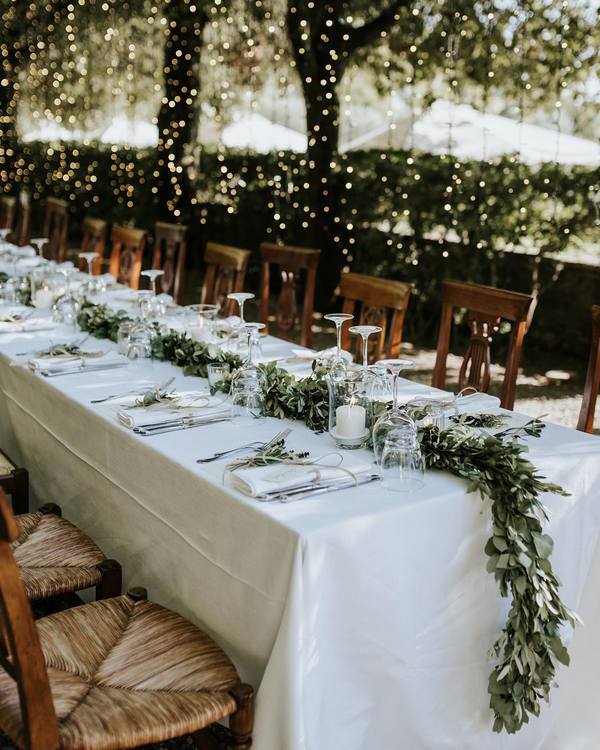 Romantic rustic wedding table runner centerpiece decor ideas