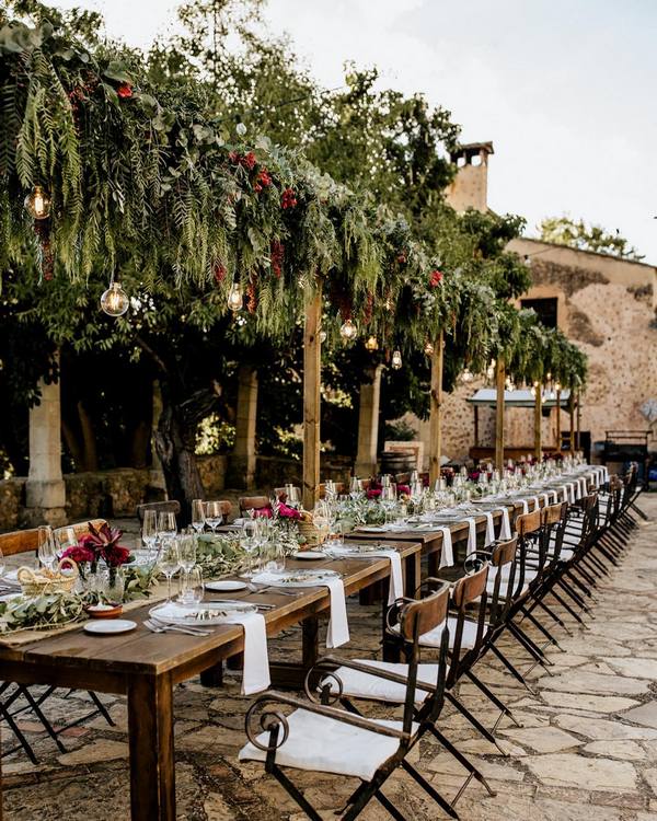 Romantic rustic wedding table runner centerpiece decor ideas