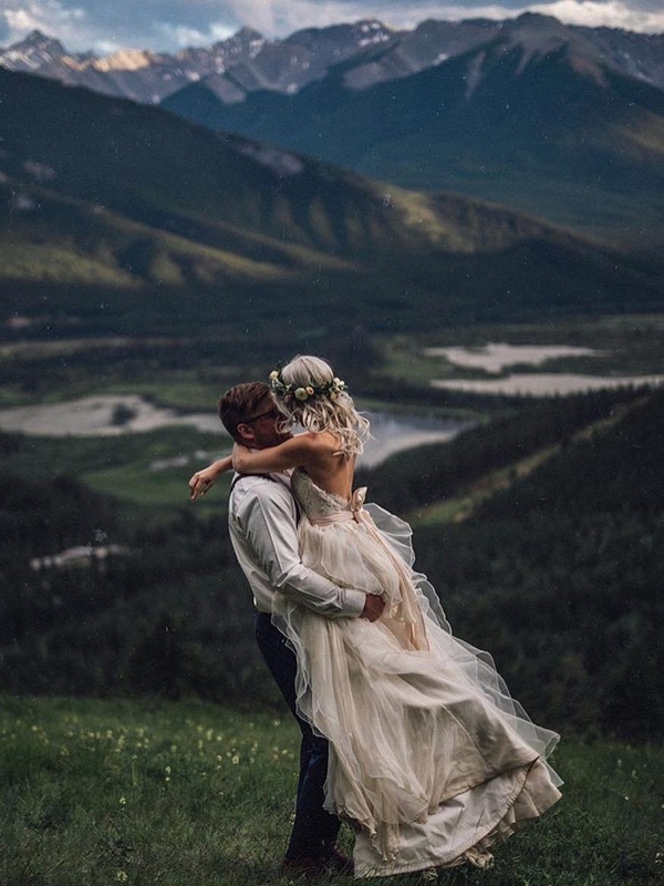 Mountain wedding photography ideas