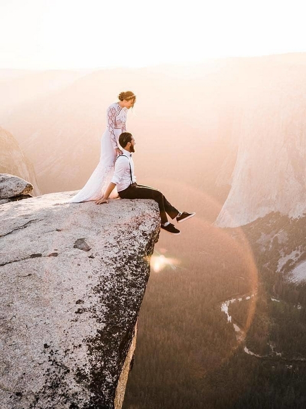 Mountain wedding photography ideas