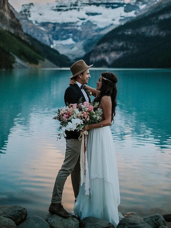 Water-Beach, Ocean and Lake wedding photo ideas