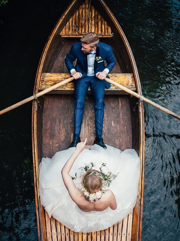 Water-Beach, Ocean and Lake wedding photo ideas