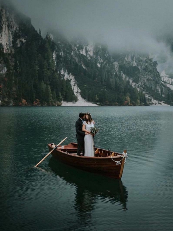 Water-Beach, Ocean and Lake wedding photo ideas